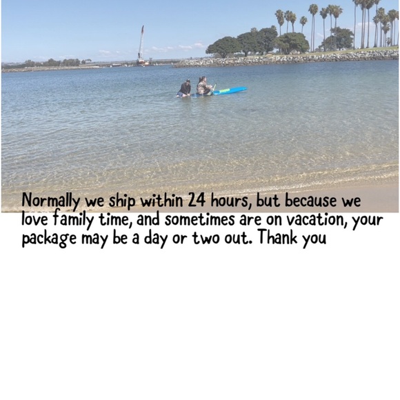 Meet your Posher, Raquel💯 Keepin It Real - Picture 5 of 7